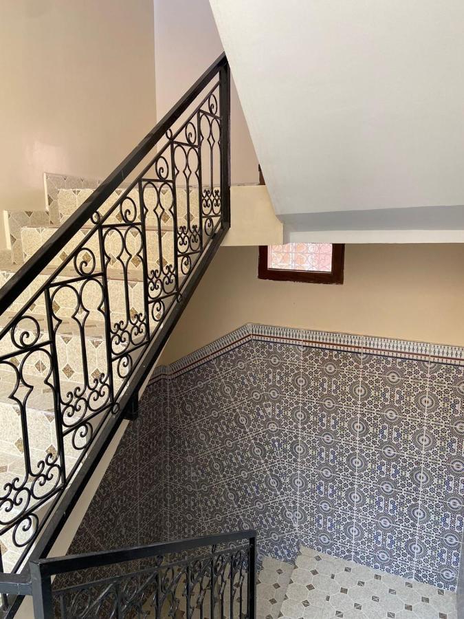 Private Riad 3Ch Salon, Terrasse Avec Jacuzzi , A Jemaa El Fna マラケシュ エクステリア 写真