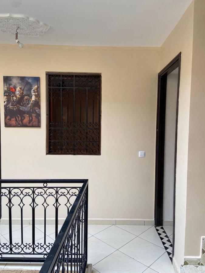 Private Riad 3Ch Salon, Terrasse Avec Jacuzzi , A Jemaa El Fna マラケシュ エクステリア 写真