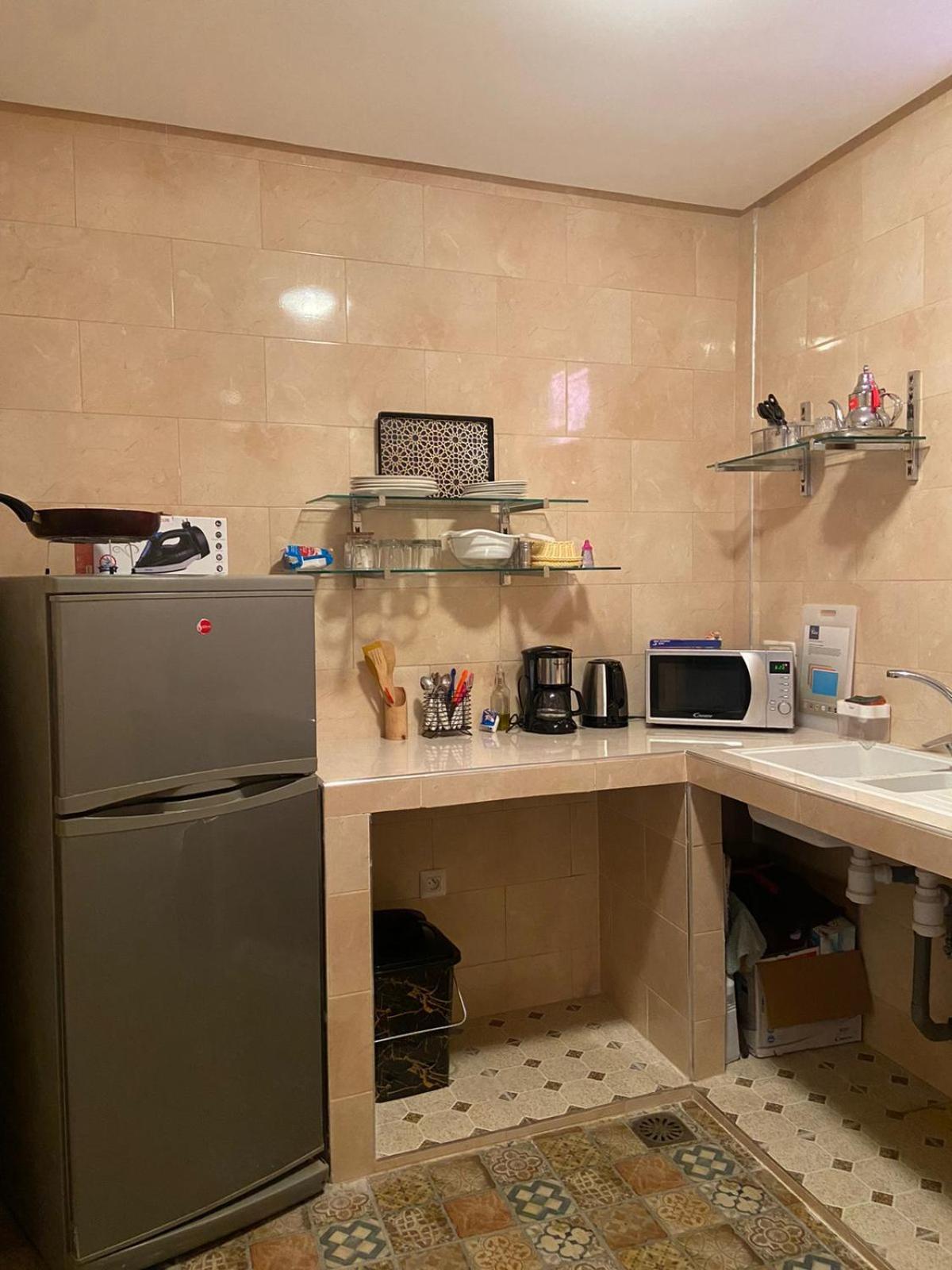 Private Riad 3Ch Salon, Terrasse Avec Jacuzzi , A Jemaa El Fna マラケシュ エクステリア 写真