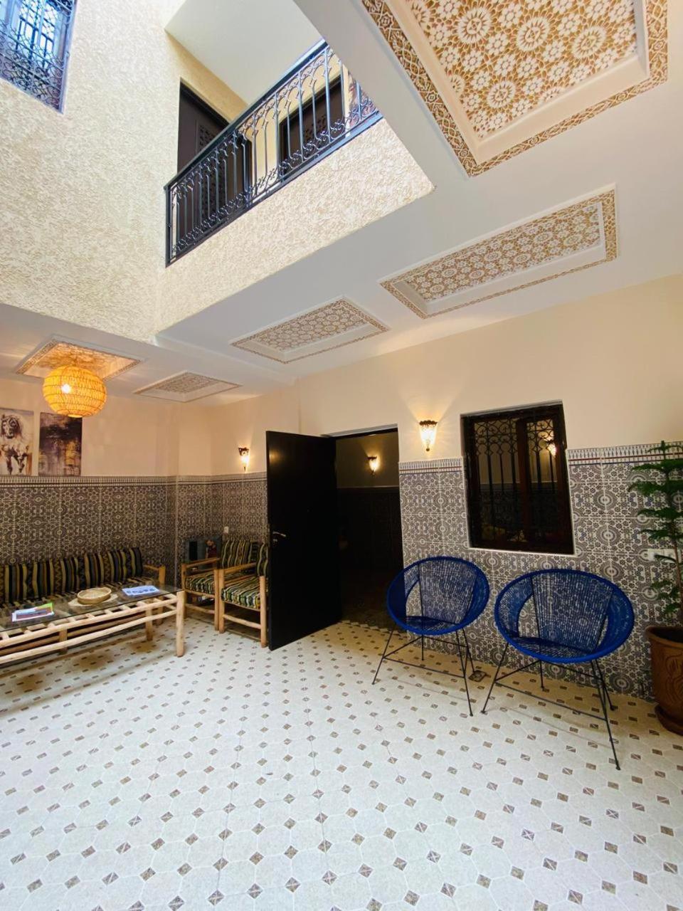 Private Riad 3Ch Salon, Terrasse Avec Jacuzzi , A Jemaa El Fna マラケシュ エクステリア 写真