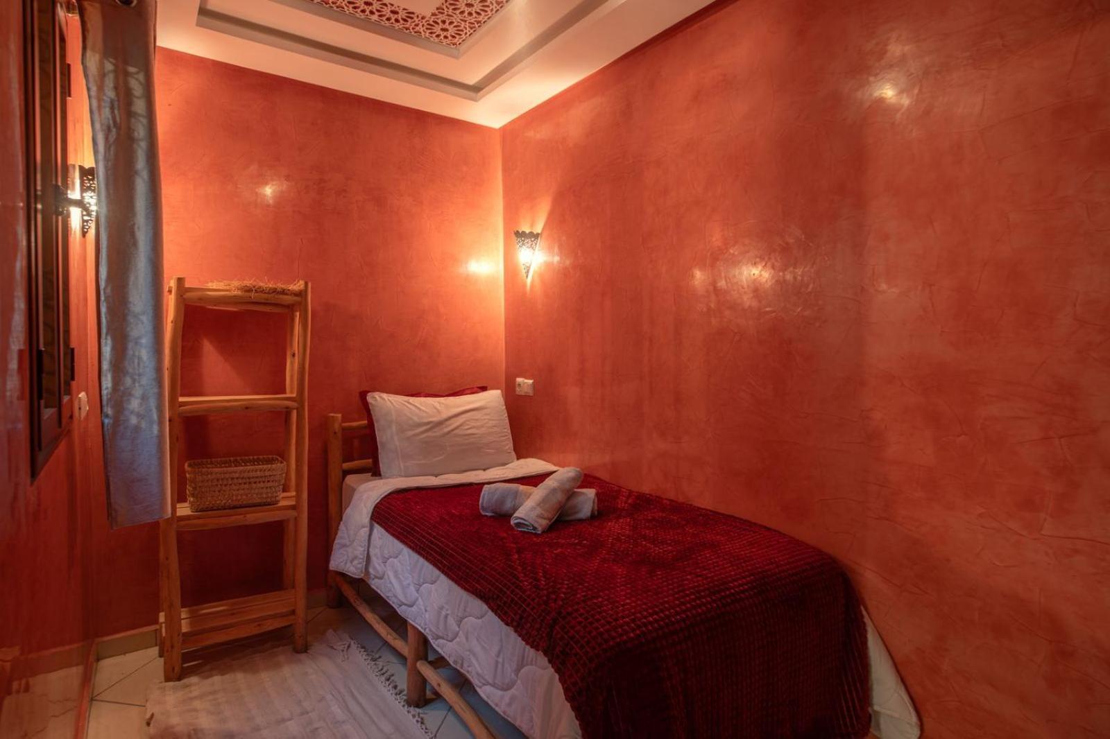 Private Riad 3Ch Salon, Terrasse Avec Jacuzzi , A Jemaa El Fna マラケシュ エクステリア 写真